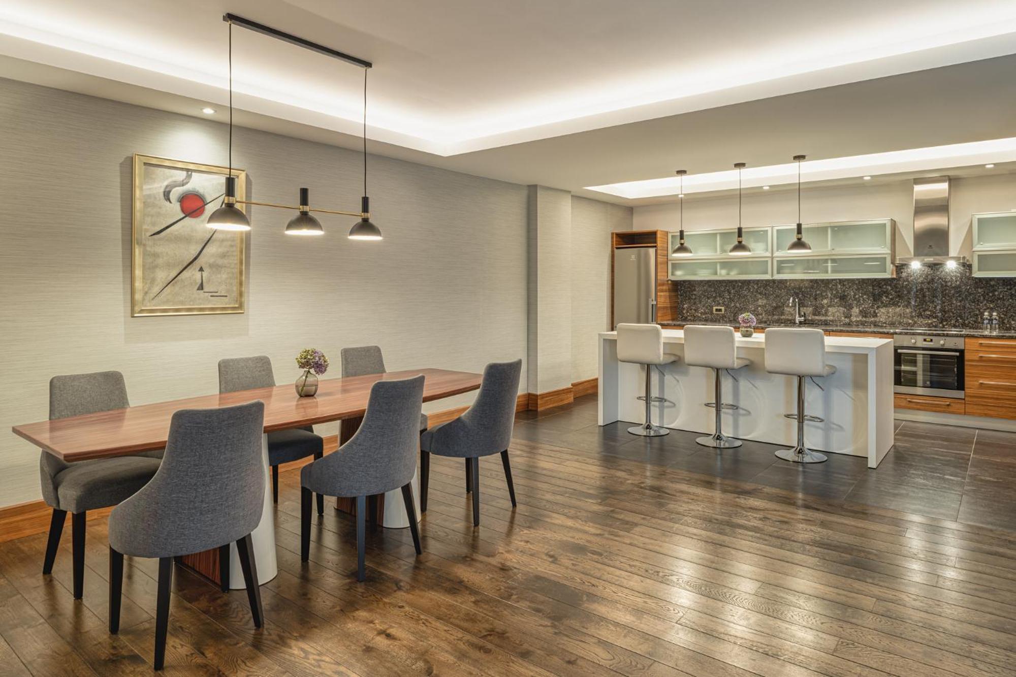 Grand Hotel Kempinski Riga Ngoại thất bức ảnh A kitchen and dining room in a private home