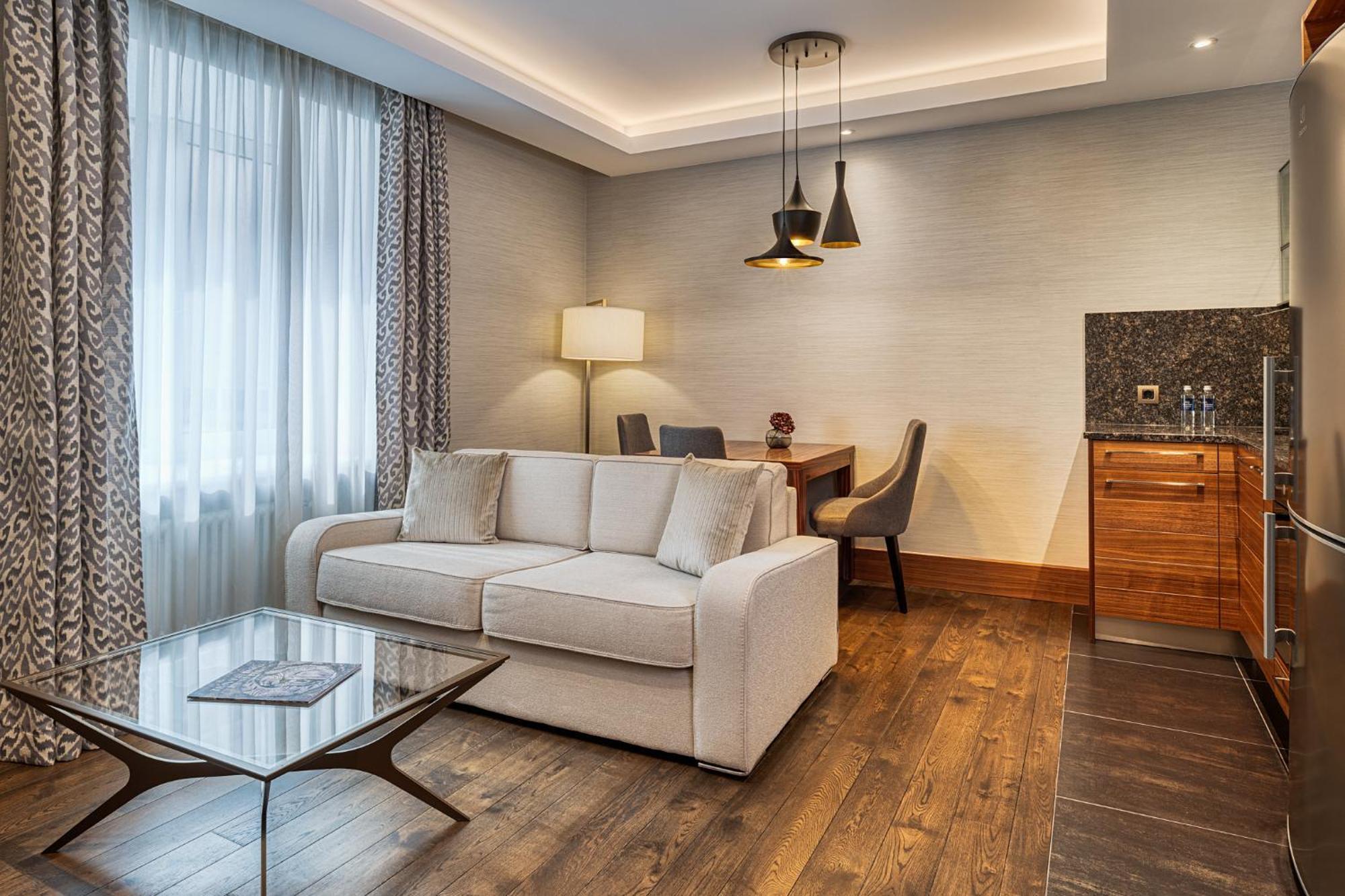 Grand Hotel Kempinski Riga Phòng bức ảnh Suite at the Hotel