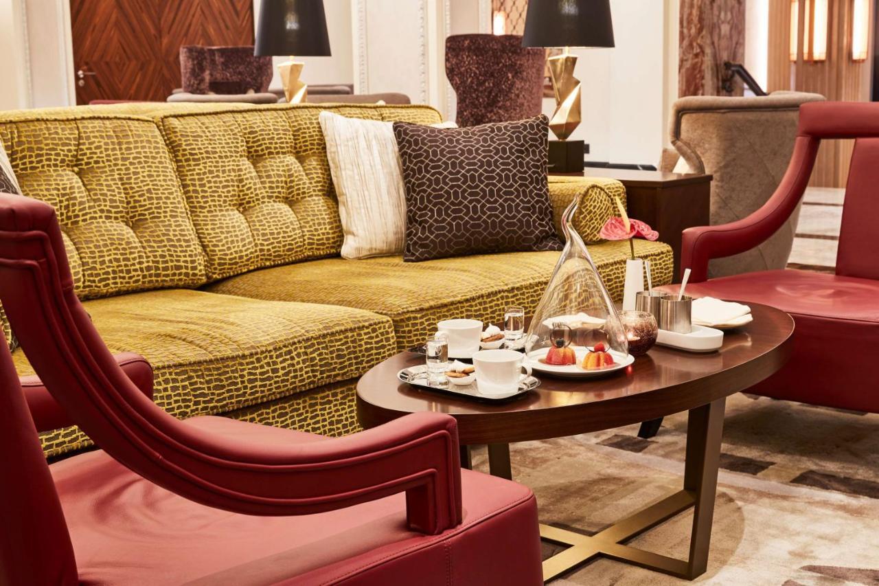 Grand Hotel Kempinski Riga Ngoại thất bức ảnh The interior of the hotel