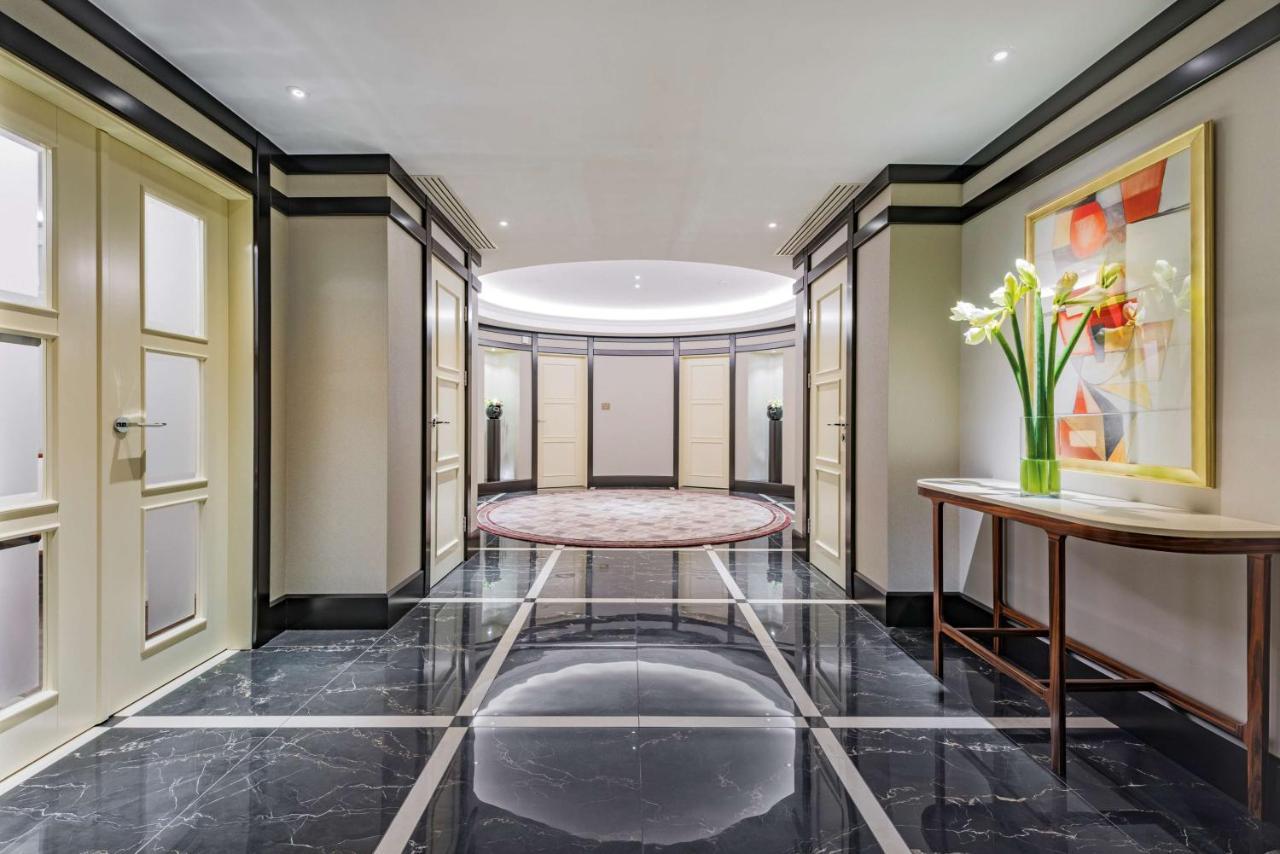 Grand Hotel Kempinski Riga Ngoại thất bức ảnh The lobby